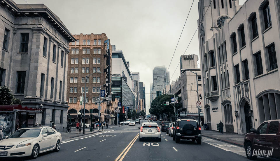 san_francisco_streets_chmura_mgla_cloud_101-22